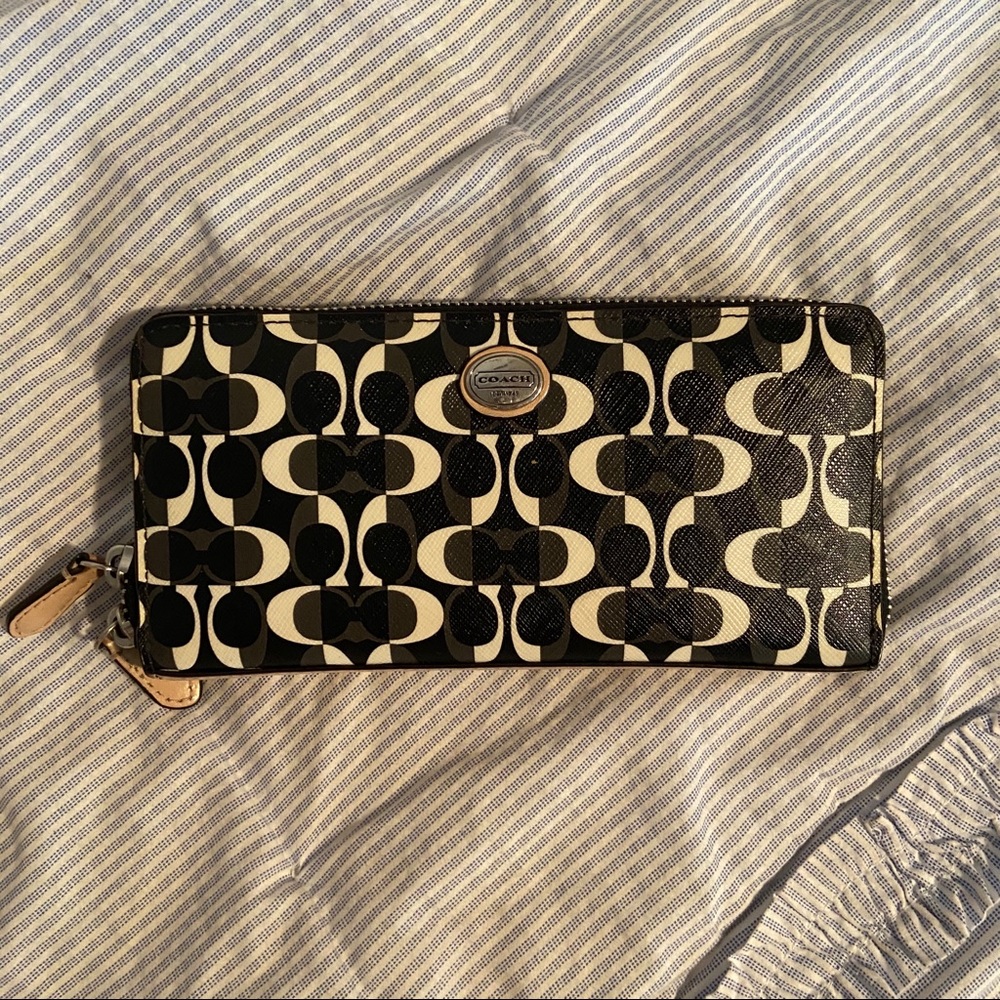 Coach Accordion Wallet